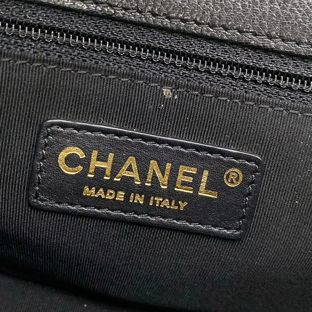 Chanel stitch chevron